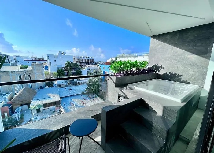 Jacuzzi In A Few Steps From 5th Av. Playa del Carmen